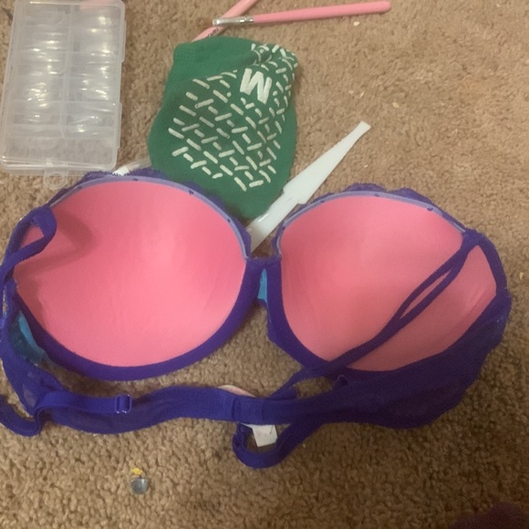 bra - Picture 2 of 3